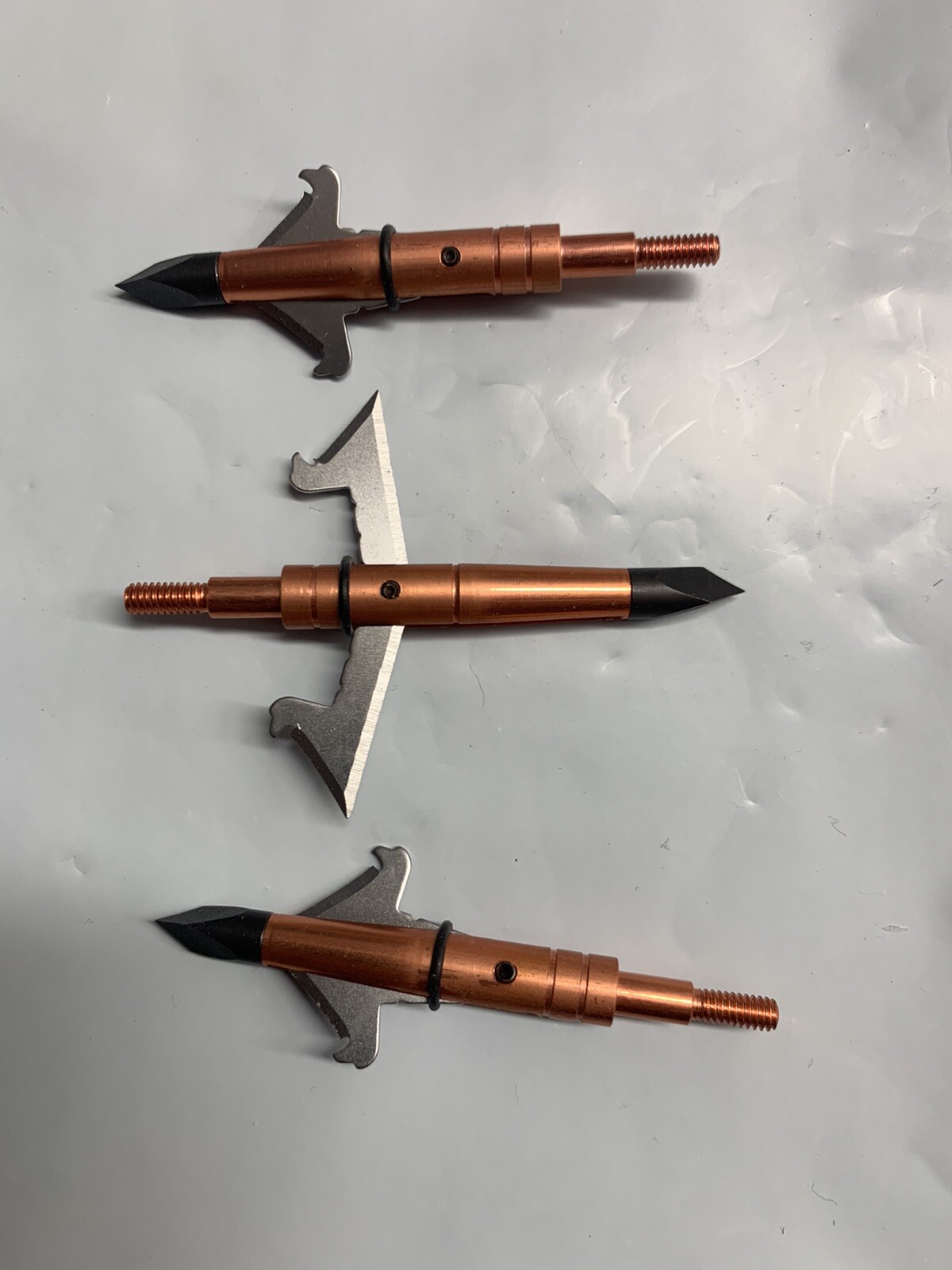 3 Heads  SLAYER  /DEAD RINGER BROADHEADS 125 GRAIN 1 3/4 inch cut FREE SHIPPING
