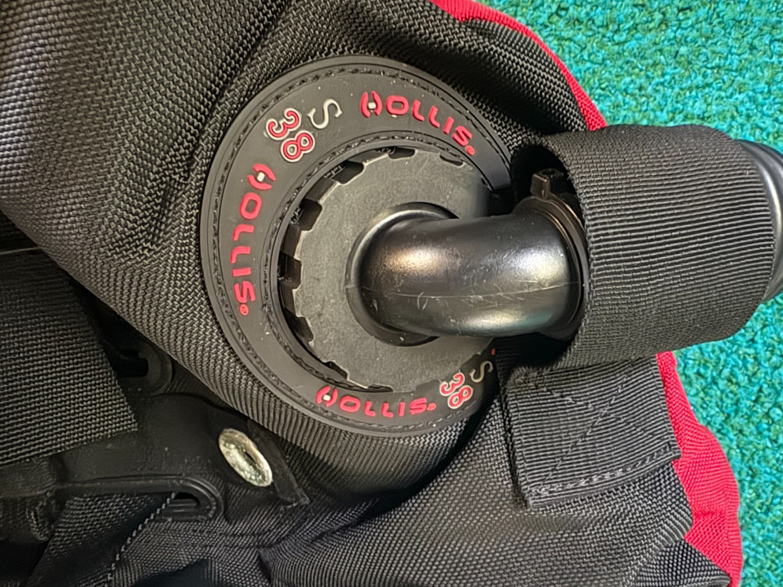 2019 Scuba Hollis Tec Pack BCD & Aquatics SS Octopus System