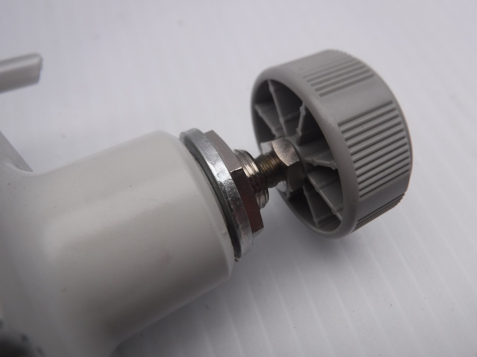 SMC IR2000-F02 Precision Regulator