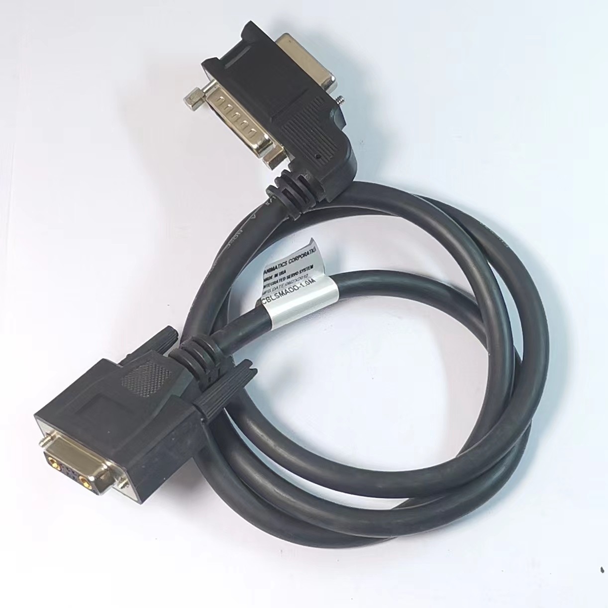 ANIMATICS CORPORATION connection cable 1 meter, functioning normally.