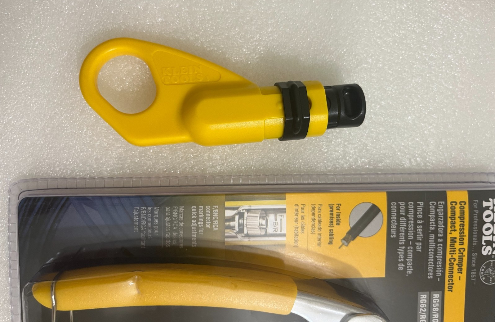 Klein Tools LanMap /CoaxMap Kit 11 pcs and new VDV211-048 and Scout Pro 2 Case