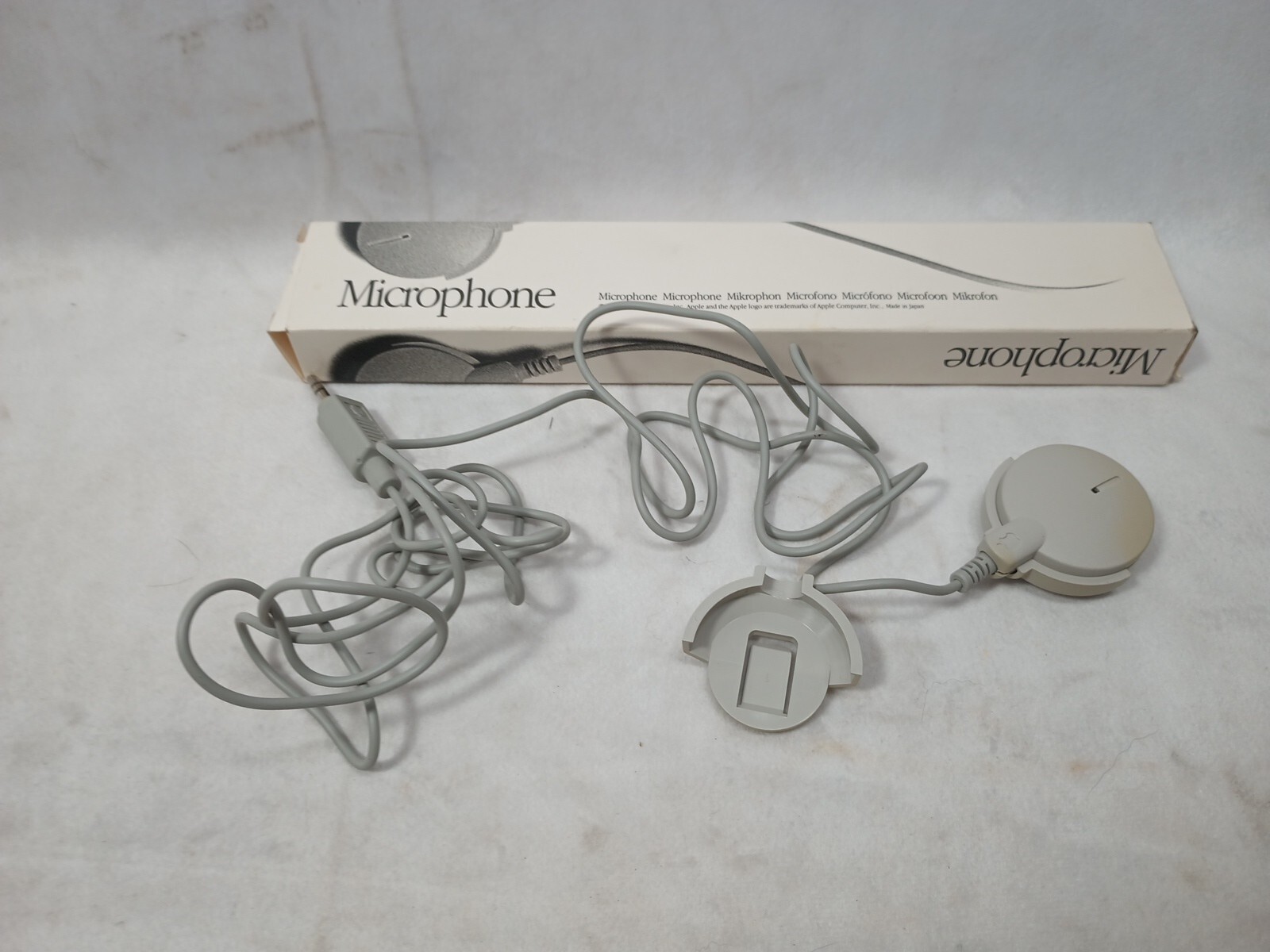 APPLE MICROPHONE 1990 With Original Box G17