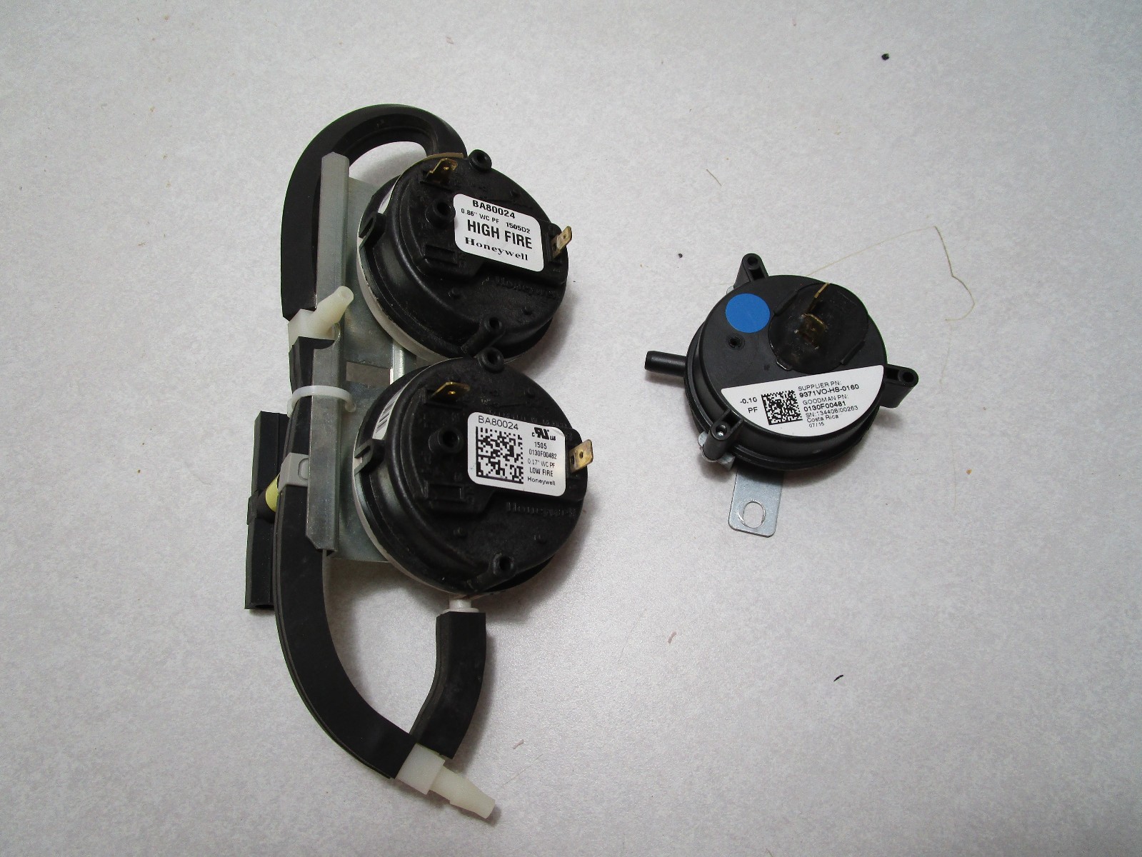 HONEYWELL OEM GENUINE Draft Inducer Air Pressure Switch PN 50096955-001 LOOK
