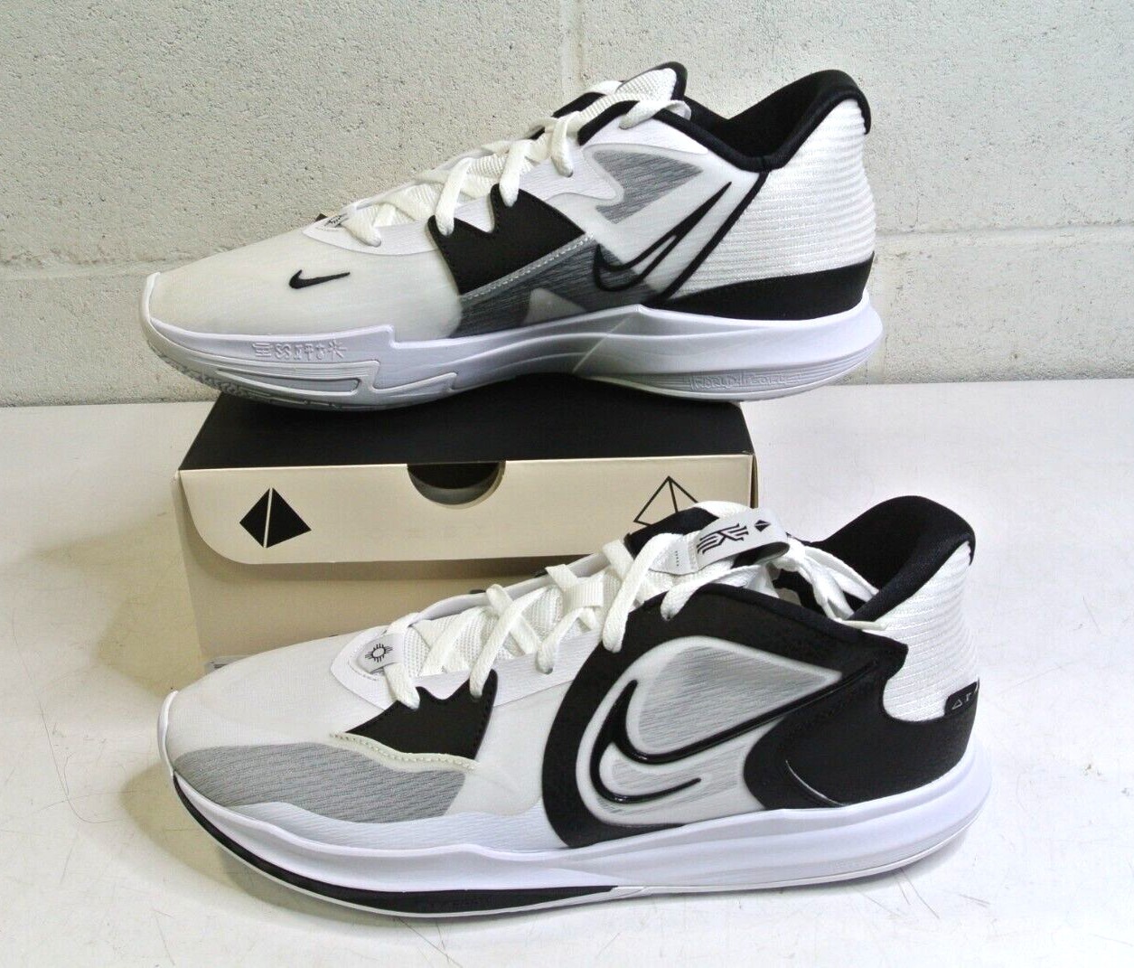 NIKE KYRIE LOW 5 TB PROMO Basketball Shoes DX6651 100 White/Black SZ US 18