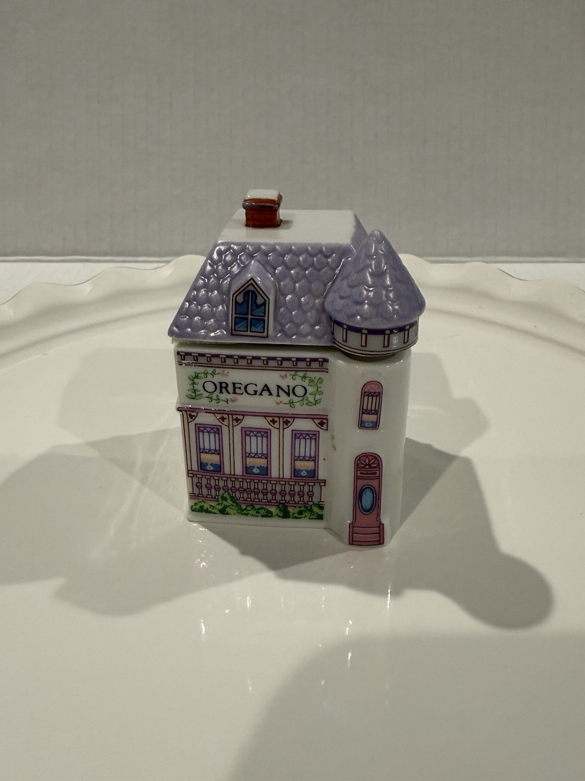 VTG 1989 Lenox Spice Village  OREGANO Porcelain House Jar Unused