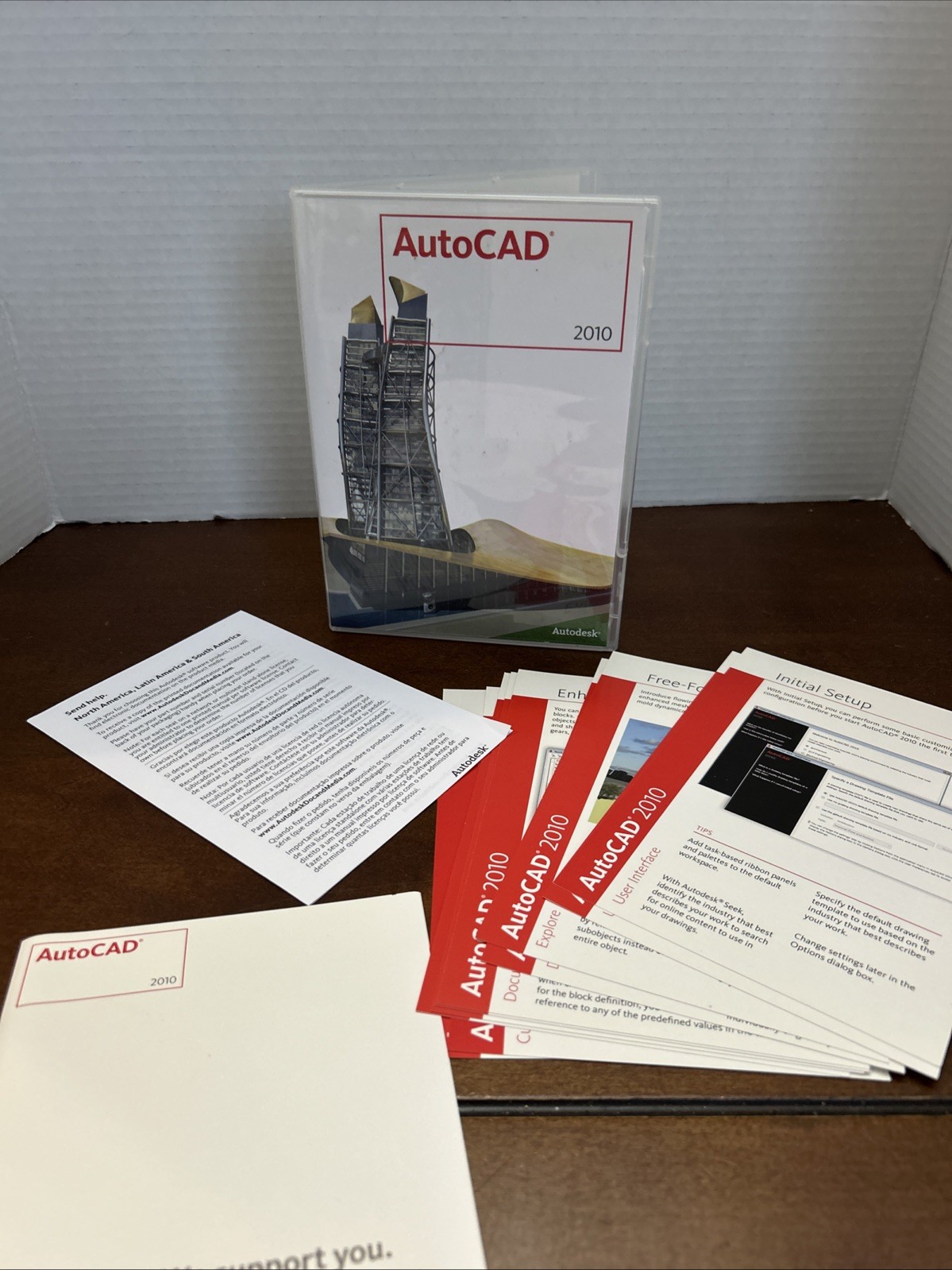 AutoCAD 2010 Software By Autodesk With Serial Number & Reference Cards