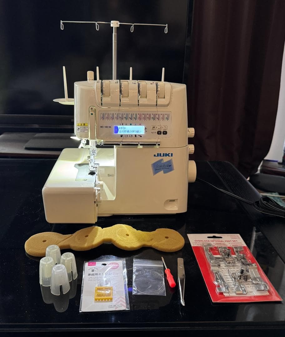JUKI MO-1000ML 2/3/4 Thread Serger Overlock Sewing Machine Air Threader JP