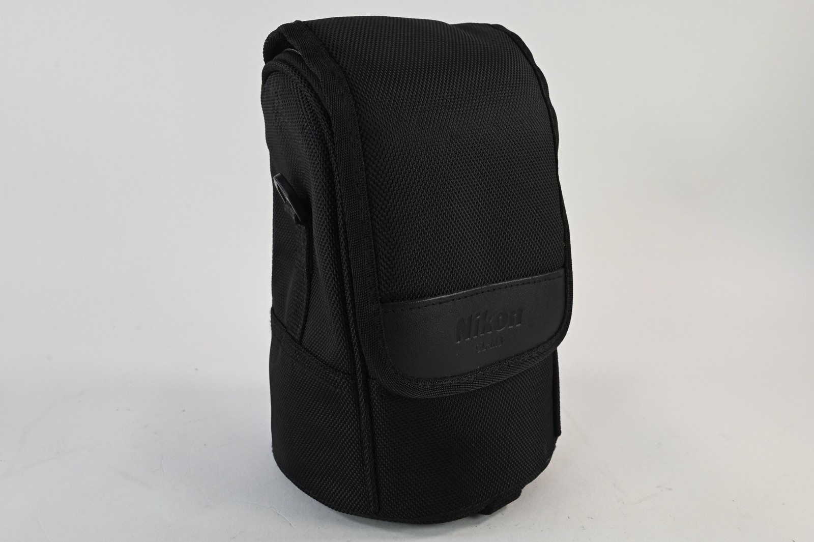 Nikon CL-M3 Lens Case For AF-S 14-24mm f/2.8G & AF-S 24-70mm f/2.8G lenses #G992