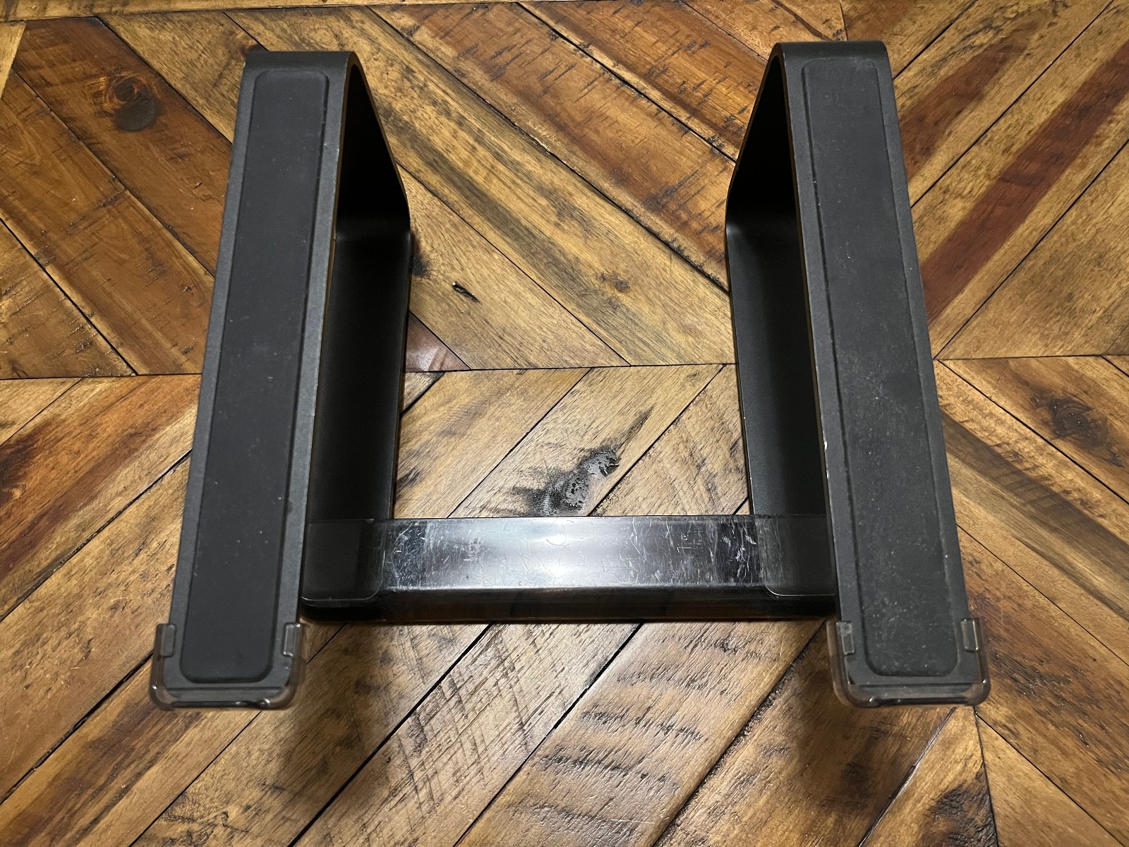 Griffin Elevator Laptop Stand - Black - USED