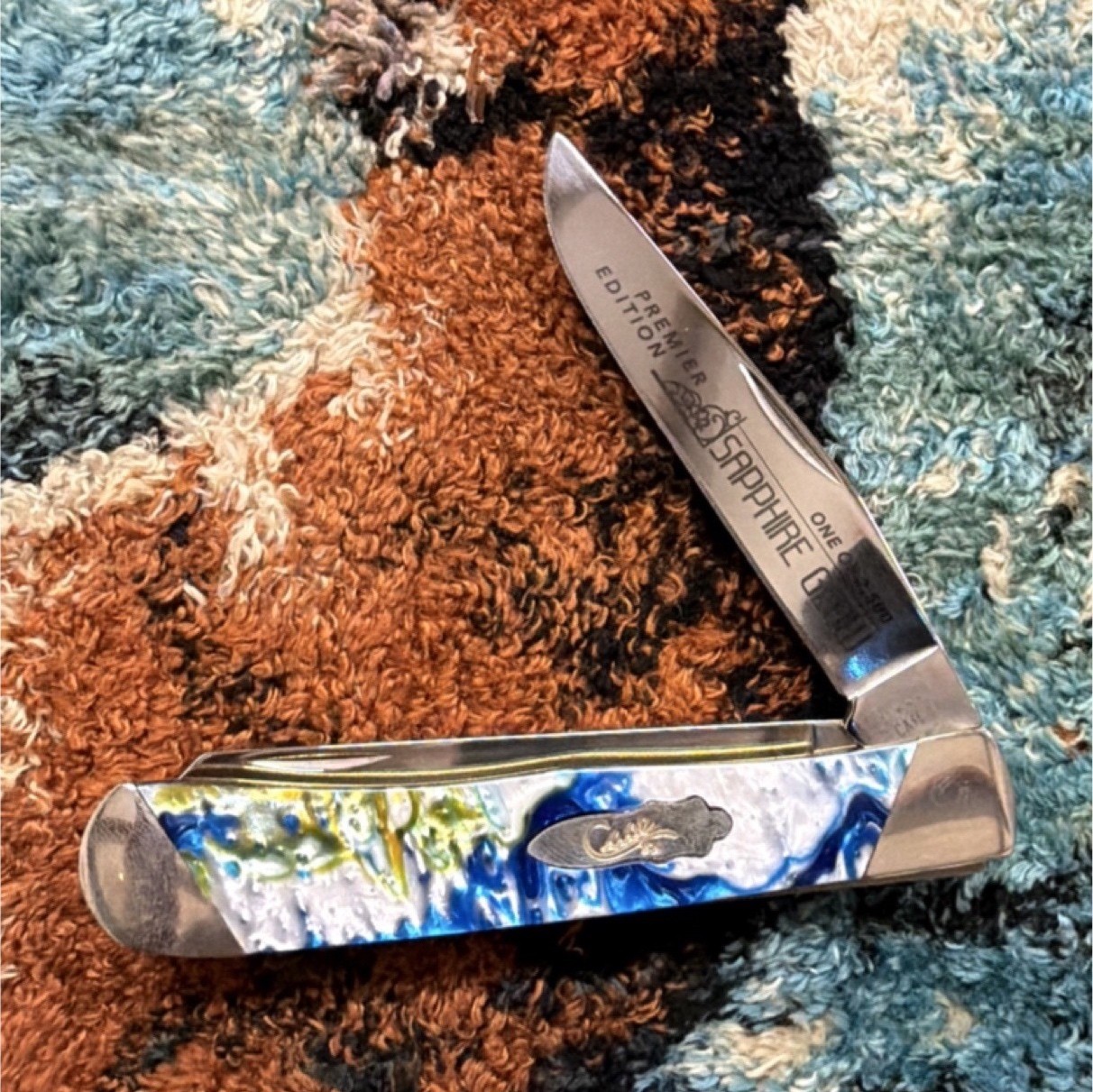 Sapphire Glow Premier Edition Folding Pocketknife Clip Point Blue