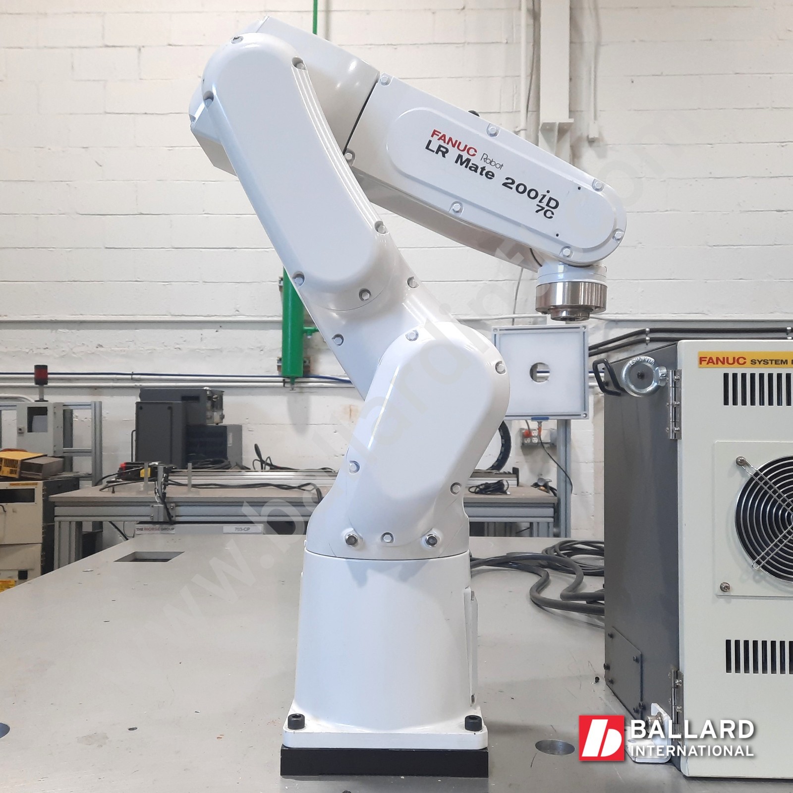 FANUC LR Mate 200iD/7C Clean Room Robot System w/ R30iB Mate  - R15300378