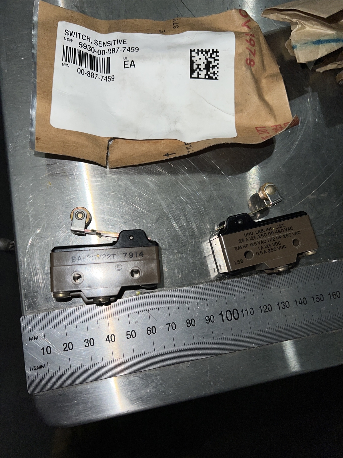 4 x und lab inc ba-2sv22t sensitive switch nsn 5930-00-887-7459 25A