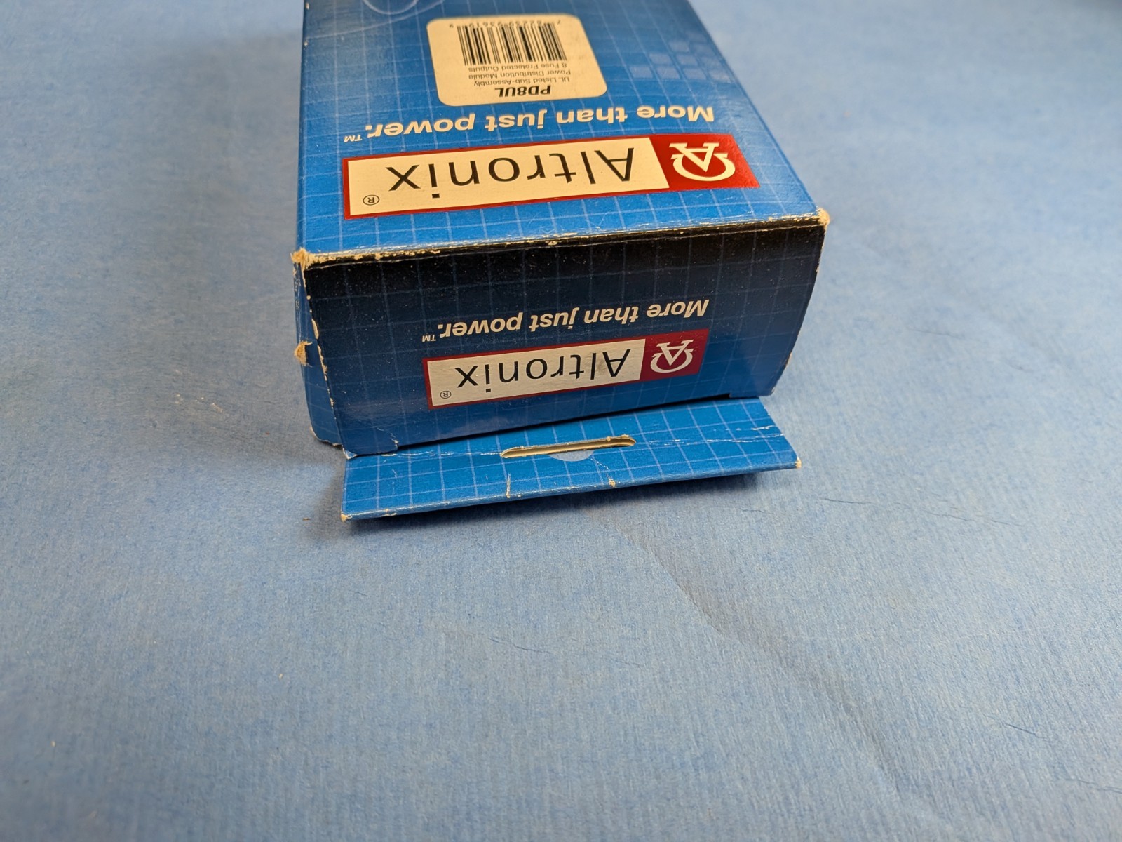 Altronix PD8UL Power Distribution Module 8 Fuse Protected Outputs, New-open Box