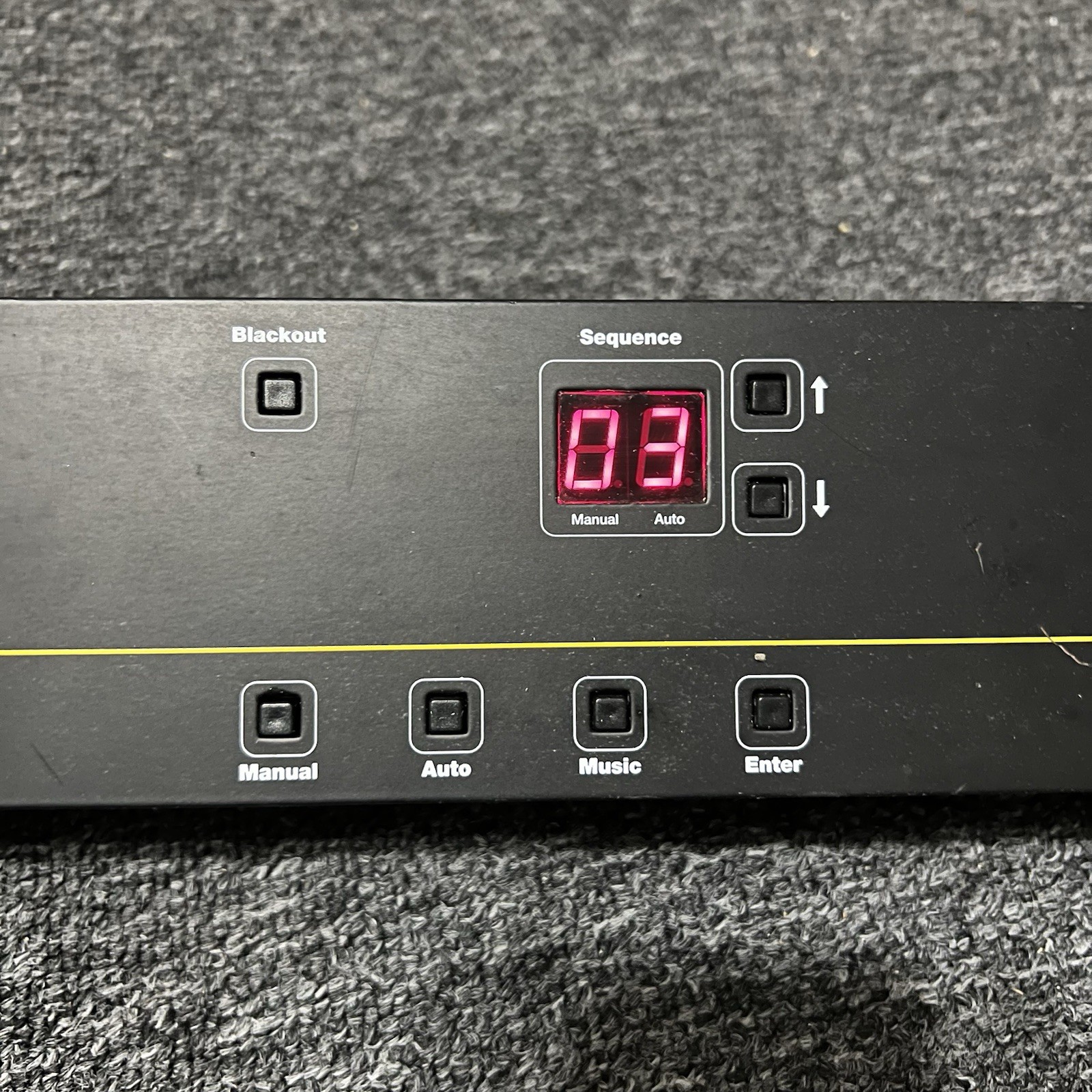 Martin 2510 DMX sequence controller