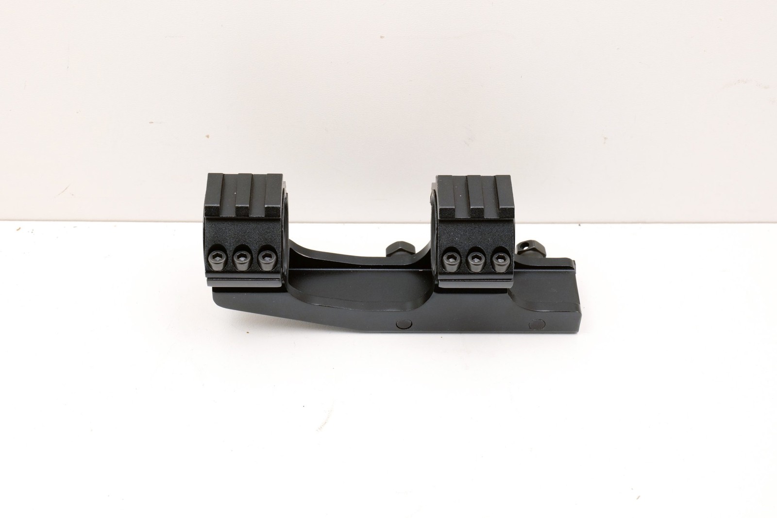 30mm Cantilever Scope Mount with Picatinny Rails – Missing One Bolt