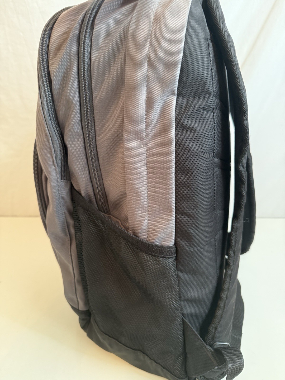 Nike Backpack School Gym Workout Sports Bag Black Gray Travel Adjustable