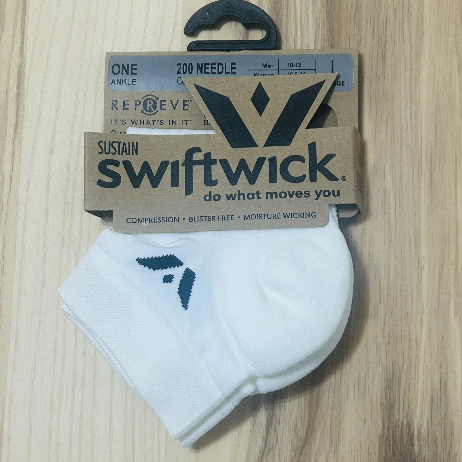 SWIFTWICK Sustain One Running Ankle Socks White 3 Pairs L / M Choose Size
