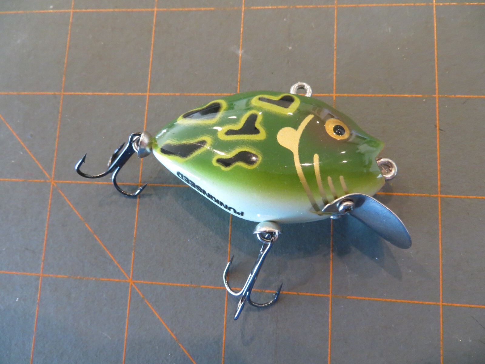 Heddon Punkinseed #9630 - White Belly Frog - 2 1/2 inch