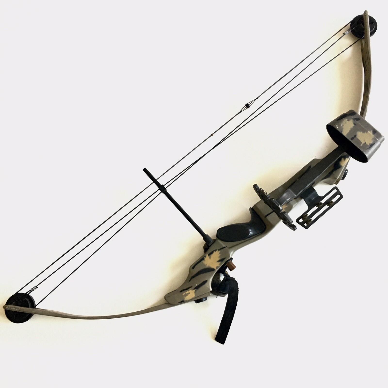 Vintage Robinhood Phoenix Bow Camouflage - Pls Read Description -