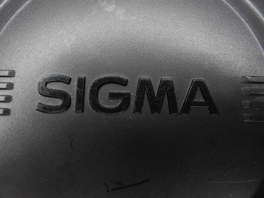 Sigma 77mm Genuine Snap On Front Camera Lens Cap