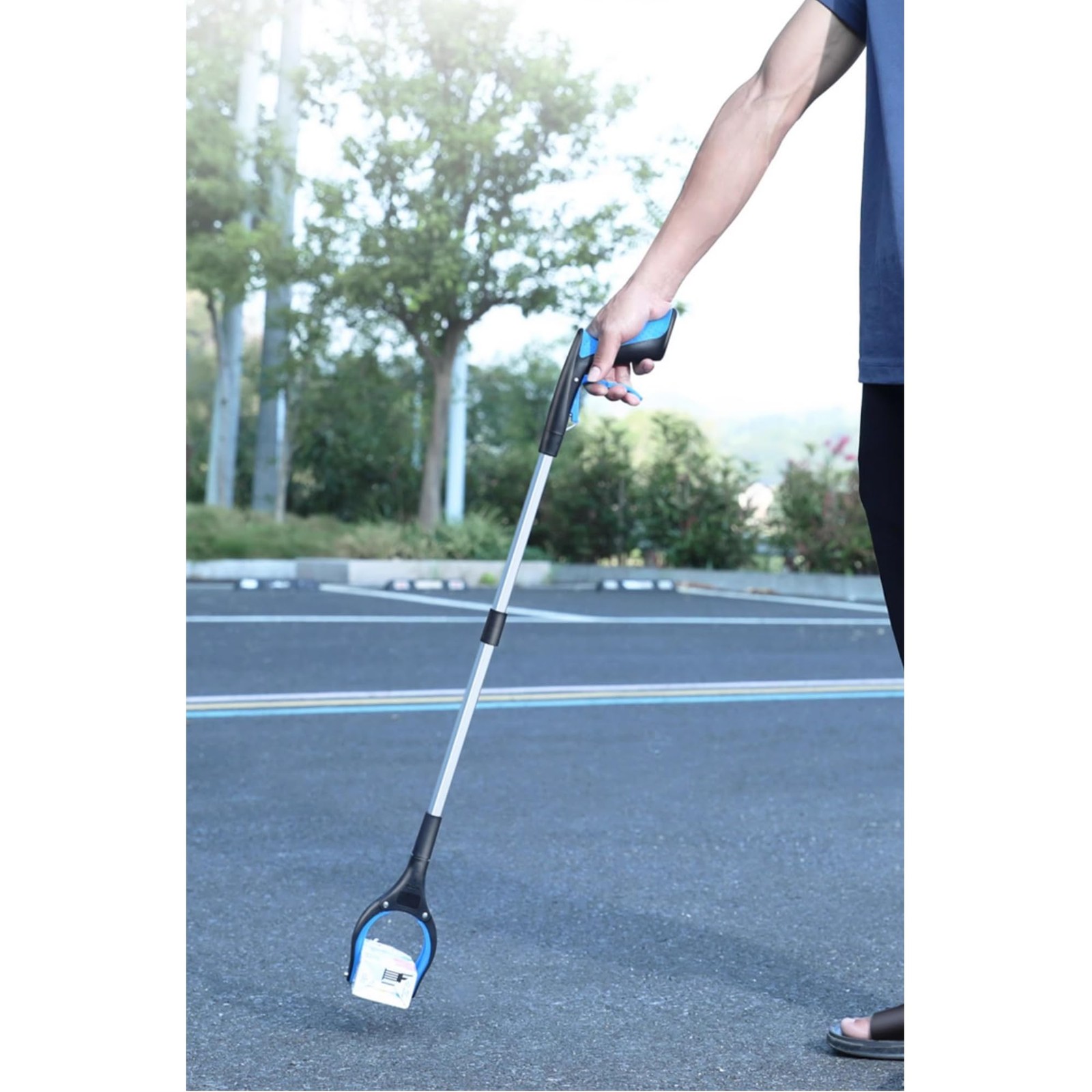 34" Grabber Tool - 2 Pack 34 Inch Long Foldable Grabbers for Elderly Grab It ...