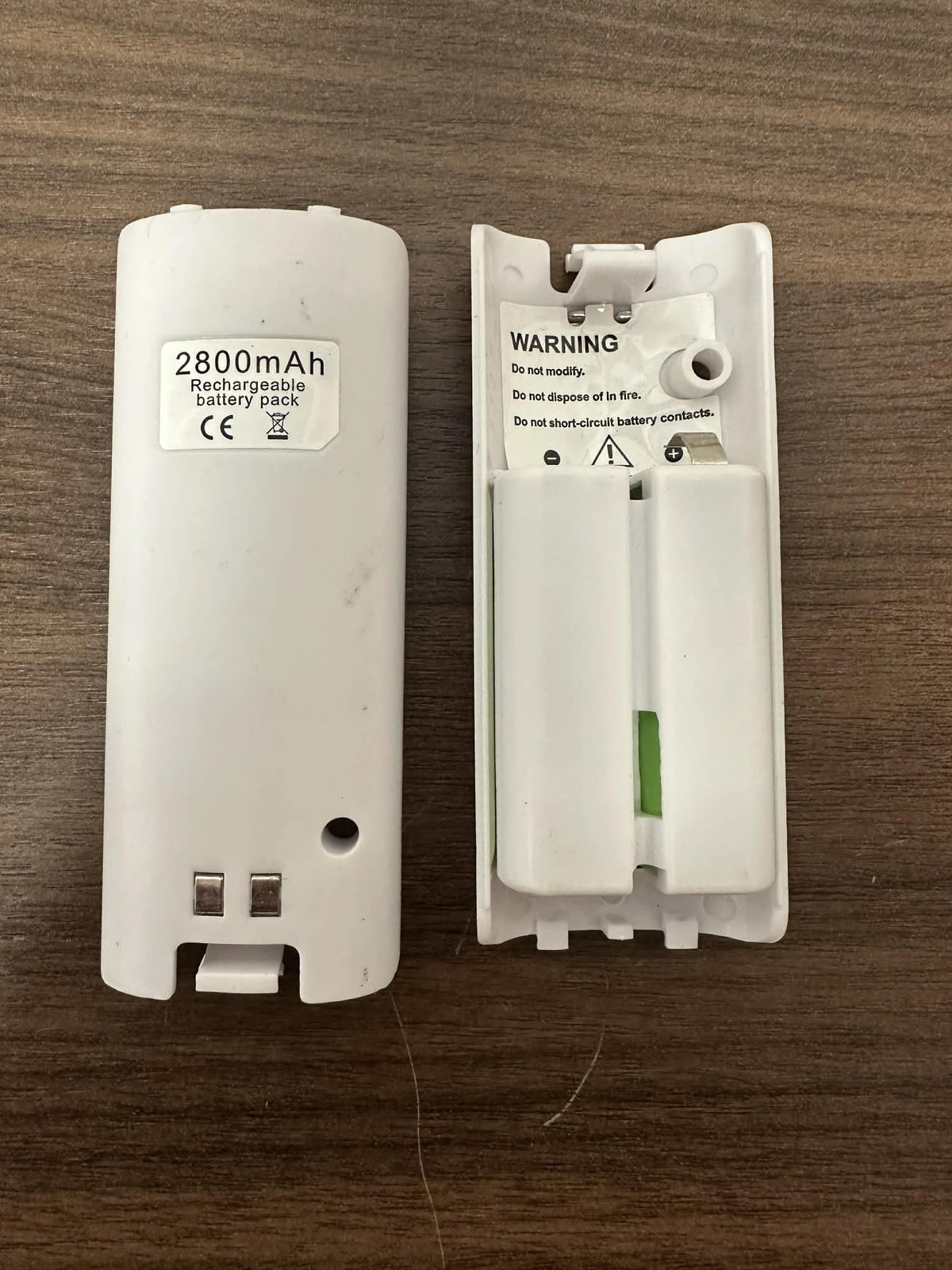 2 Pack Of White Rechargeable Batteries For Nintendo Wii Remote Very Good 4E
