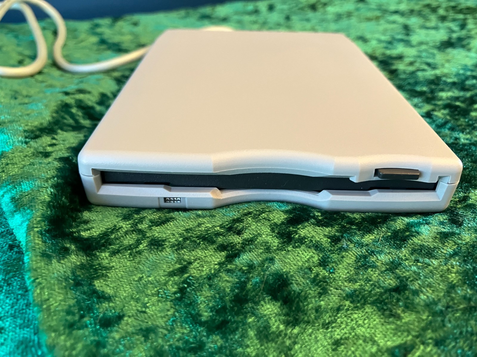 SmartDisk External Floppy Drive -- High-Speed 2x -- 1.44MG -- New in Box