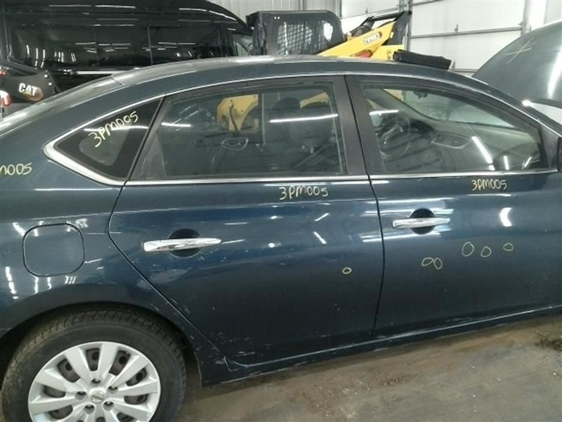 Passenger Right Front Spindle/Knuckle Fits 11-25 LEAF 104441518