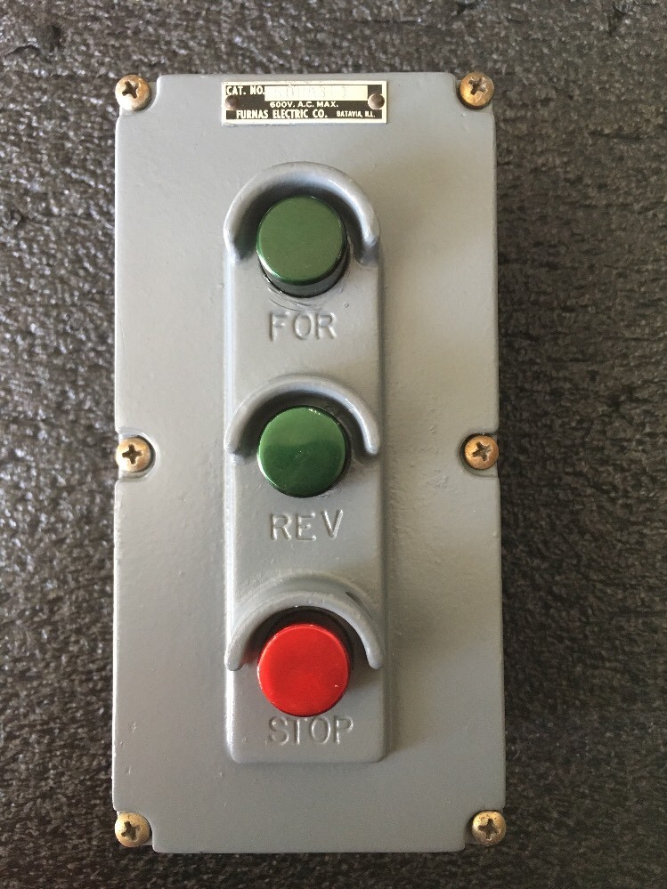 FURNAS HEAVY DUTY PUSH BUTTON STATION 50HA3E1 NEMA 4 NEW NOT ORIGINAL BOX