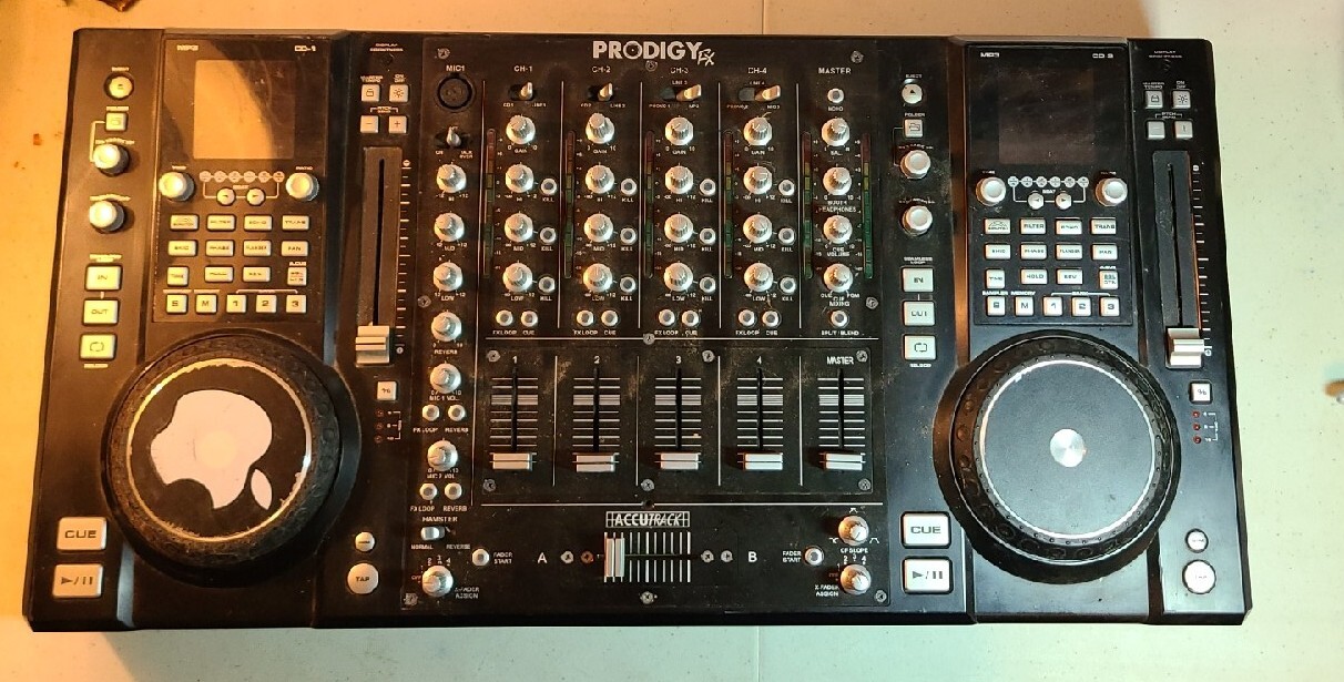 Prodigy FX B-52 4-channel DJ mixer / CD player Parts will not turn on