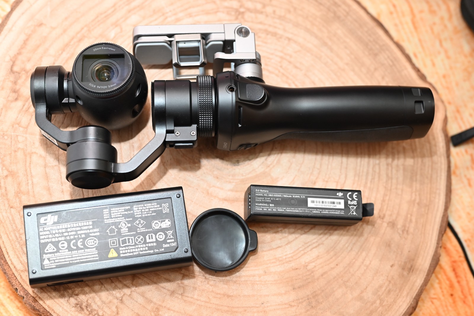 DJI OSMO HANDHELD FULLY STABILIZED 4K 12MP CAMERA