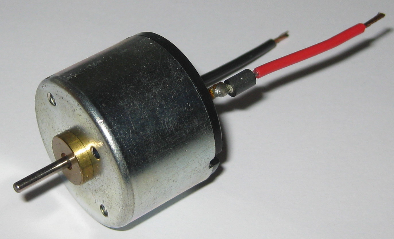 12 V DC Electric Low Current Motor with Capacitor - 3000 RPM - 10 mA - 2mm Shaft