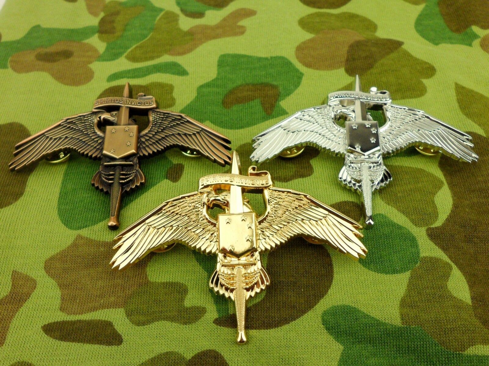 THREE COLORS US MARINE RAIDER INSIGNIA USMC MARSOC BADGE PIN