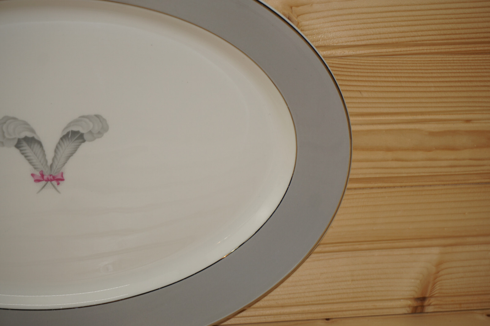 Syracuse Coronet Serving Platter, 14" (G18)
