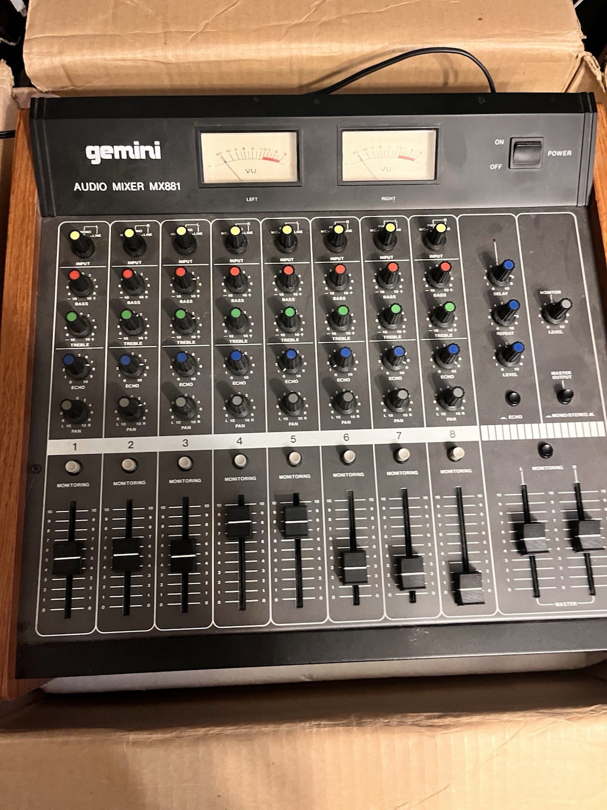 Gemini DJ Mixer MX-881 8 Channel Audio Mixer Unpowered
