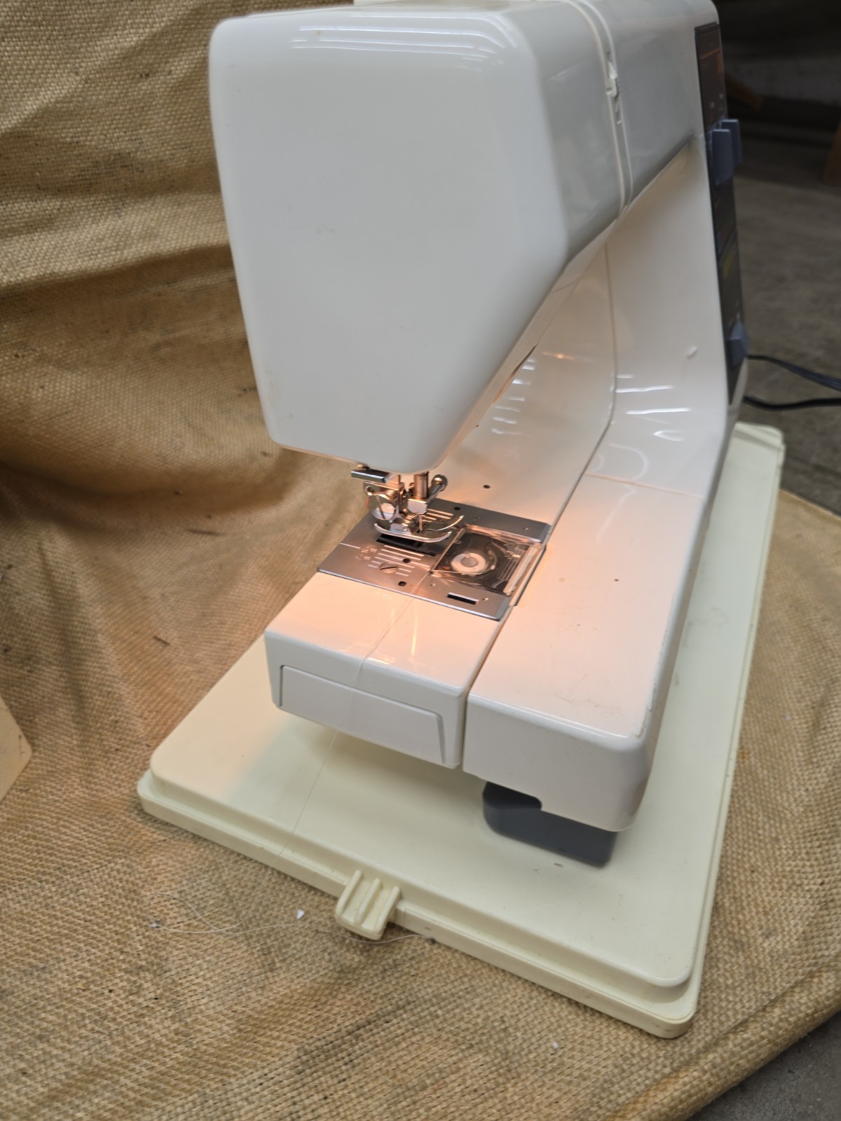 Kenmore 385 Sewing Machine 30 Stitch Pedal Case