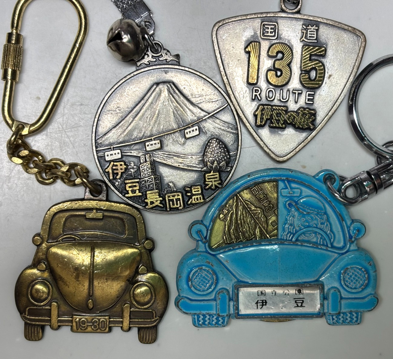 Japanese Culture Vintage Keychain Izu Nagaoka Oncen Souvenir Retro Japan