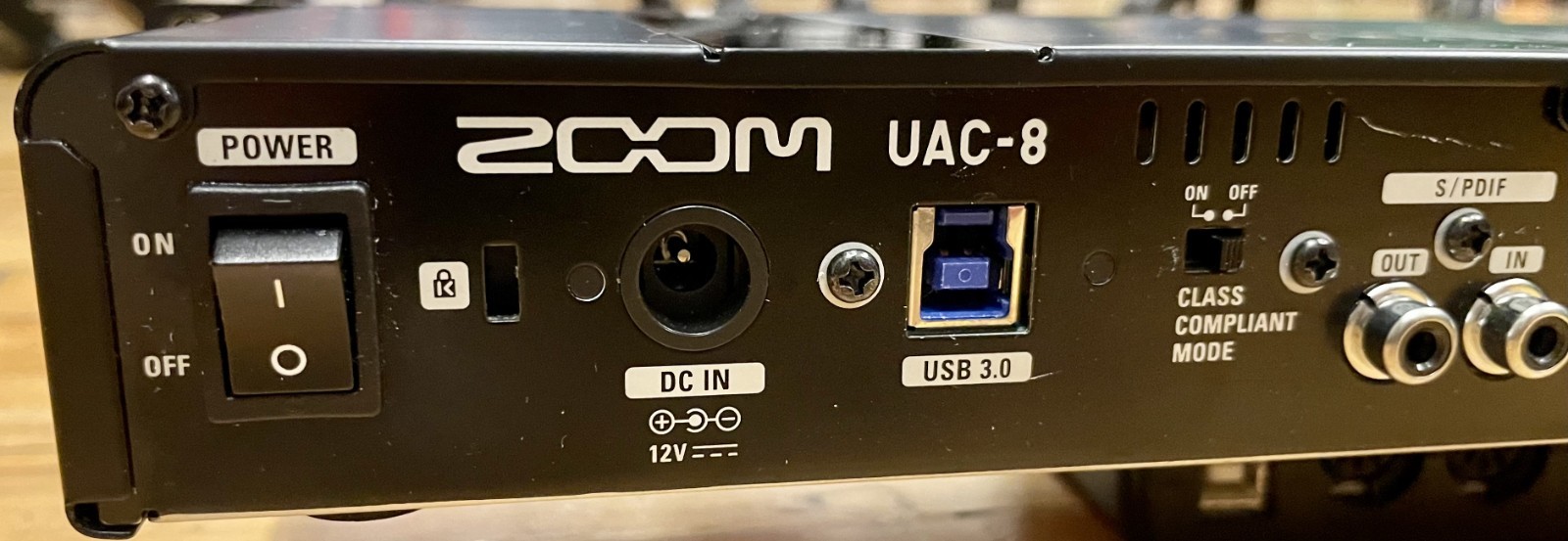 Zoom UAC-8 USB 3.0 Audio Interface