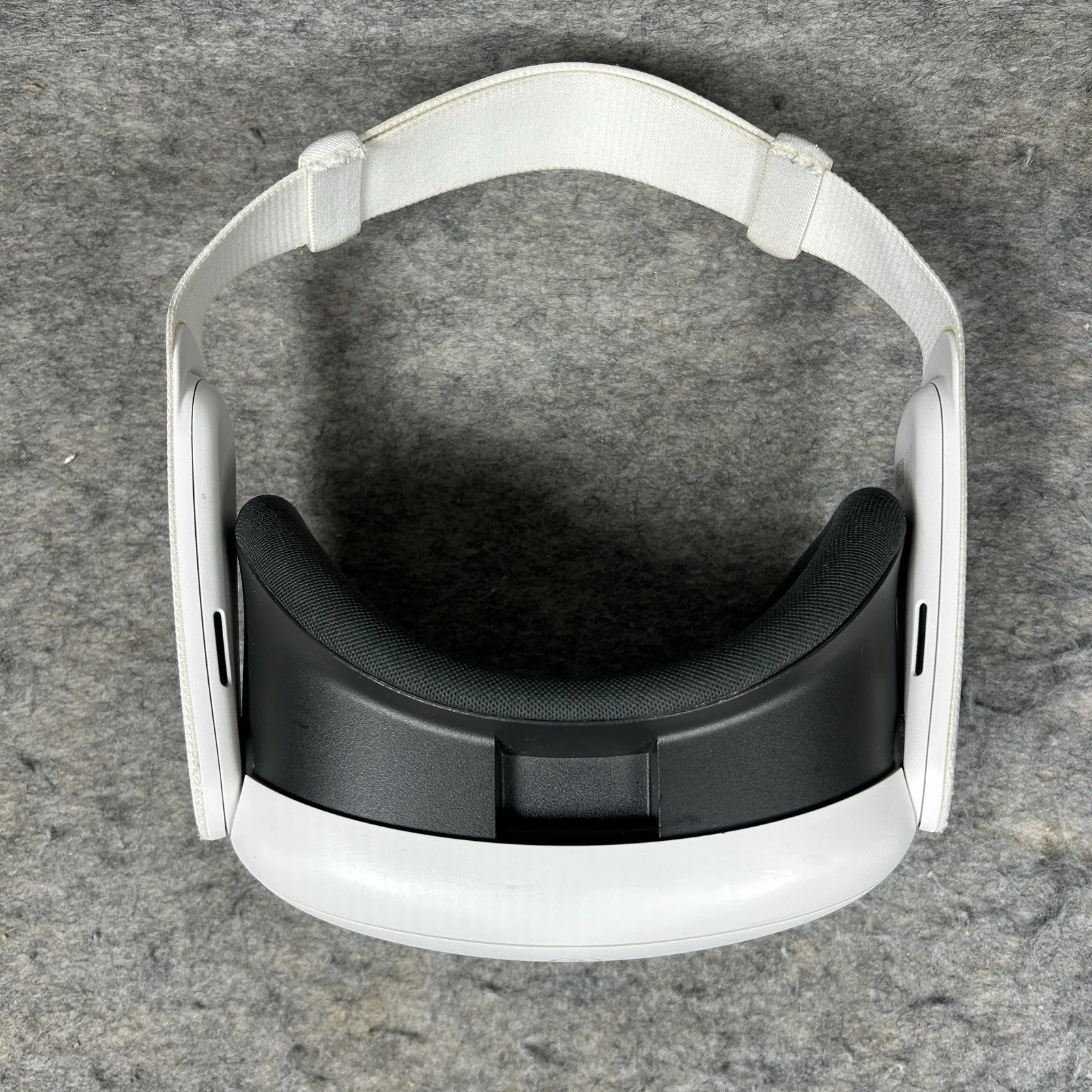 Meta Quest 3 128GB Standalone VR Headset & Controllers