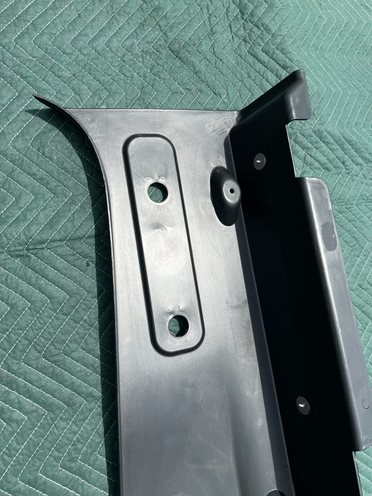 2018-2023 FREIGHTLINER CASCADIA FRONT LEFT B PILLAR COVER TRIM PANEL OEM