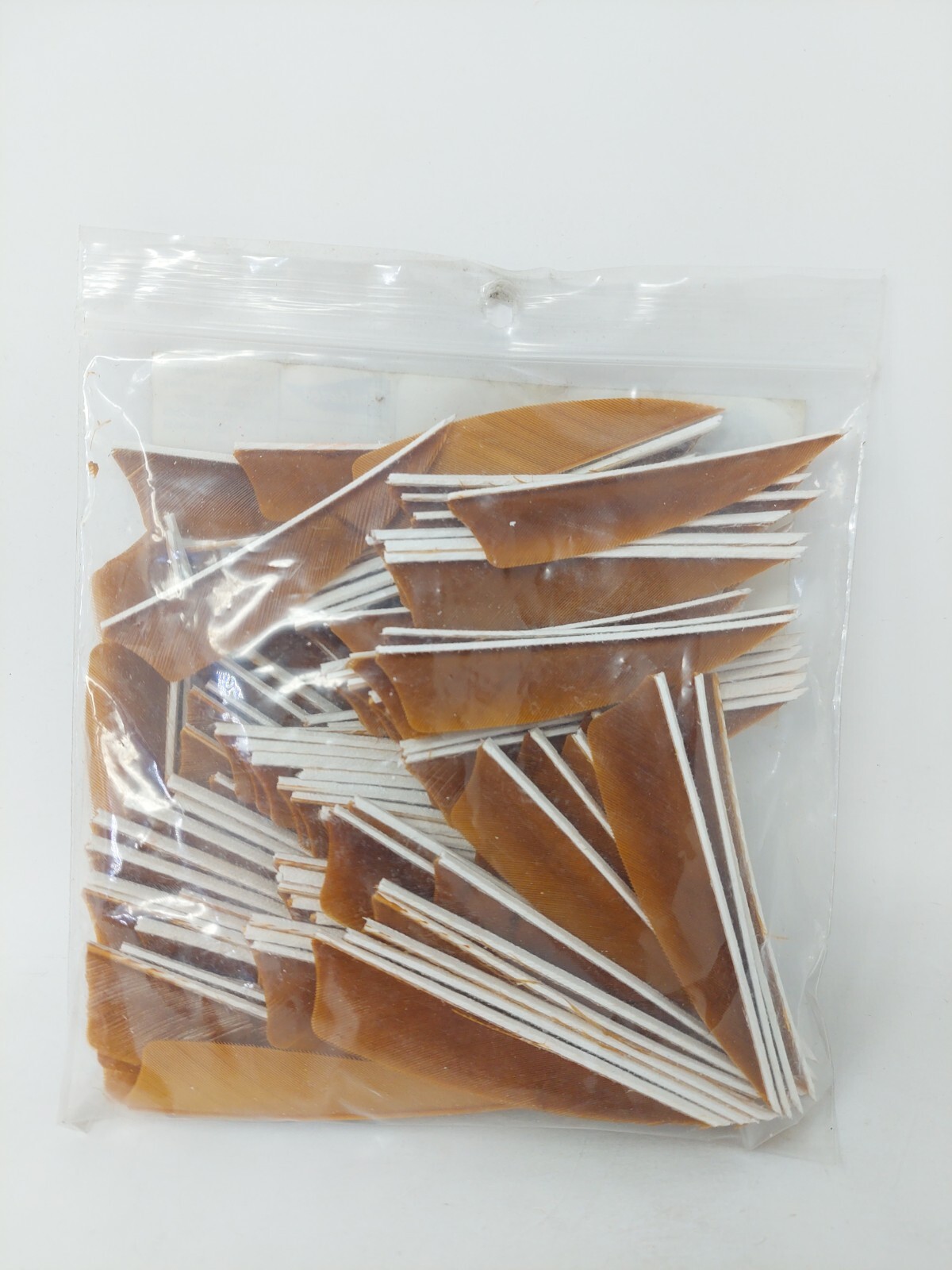 100pk Gateway Feathers 3" Right Wing: Shield Desert Brown 300RSSDB-100