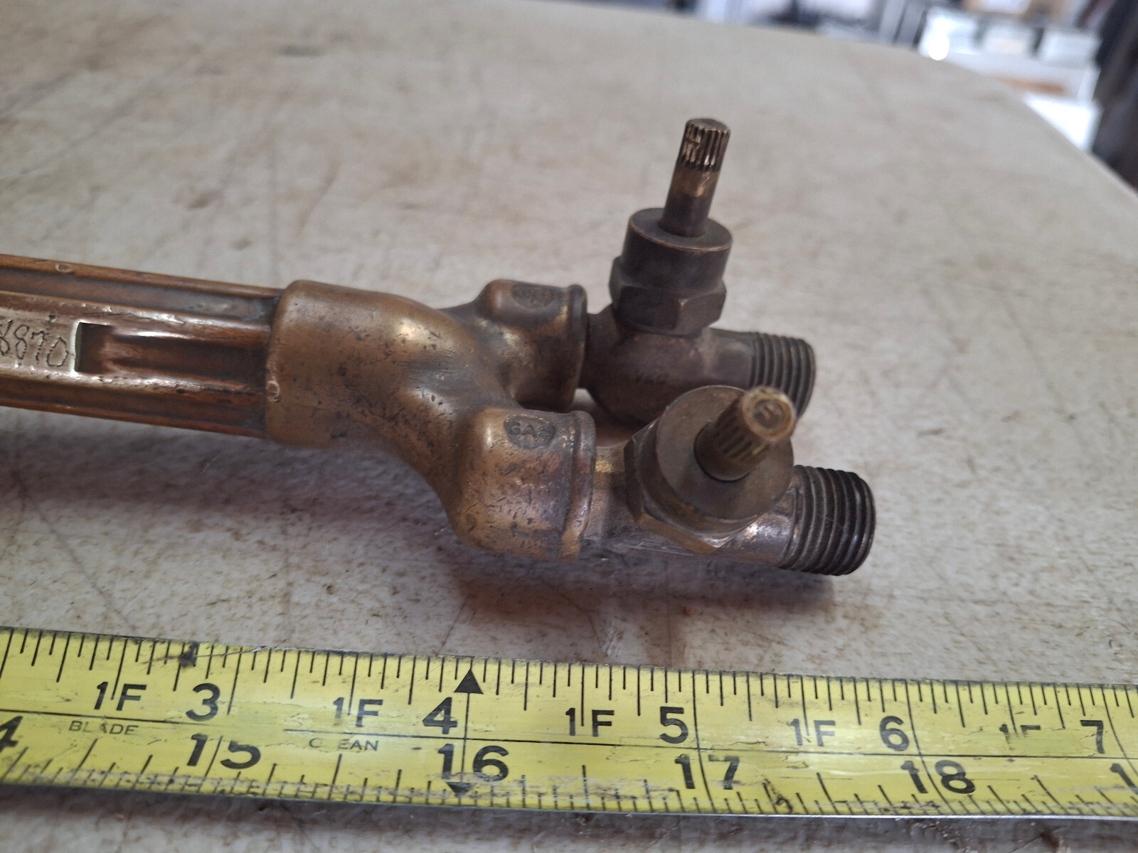 Victor CA2460 Cutting Torch 8TD 123 (NO KNOBS)