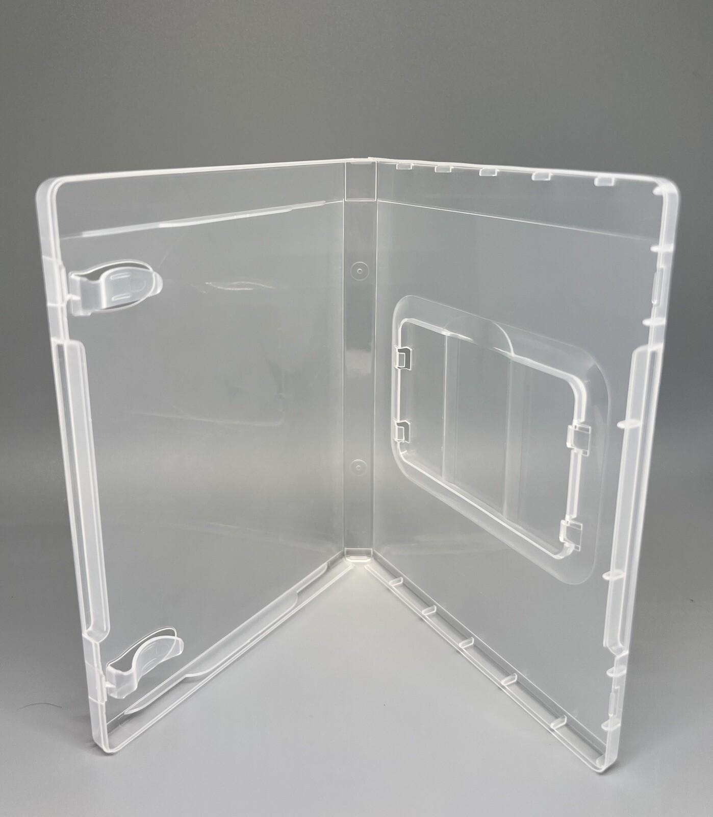 100 PCS NEW 14MM PP CARD CASE GAME CASE, SUPER CLEAR, BL1300