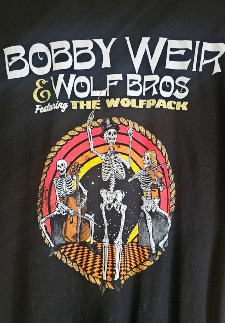 Grateful Dead/ Bobby Weir & Wolf Bros 2023 New Year's Eve Run Tour T-Large