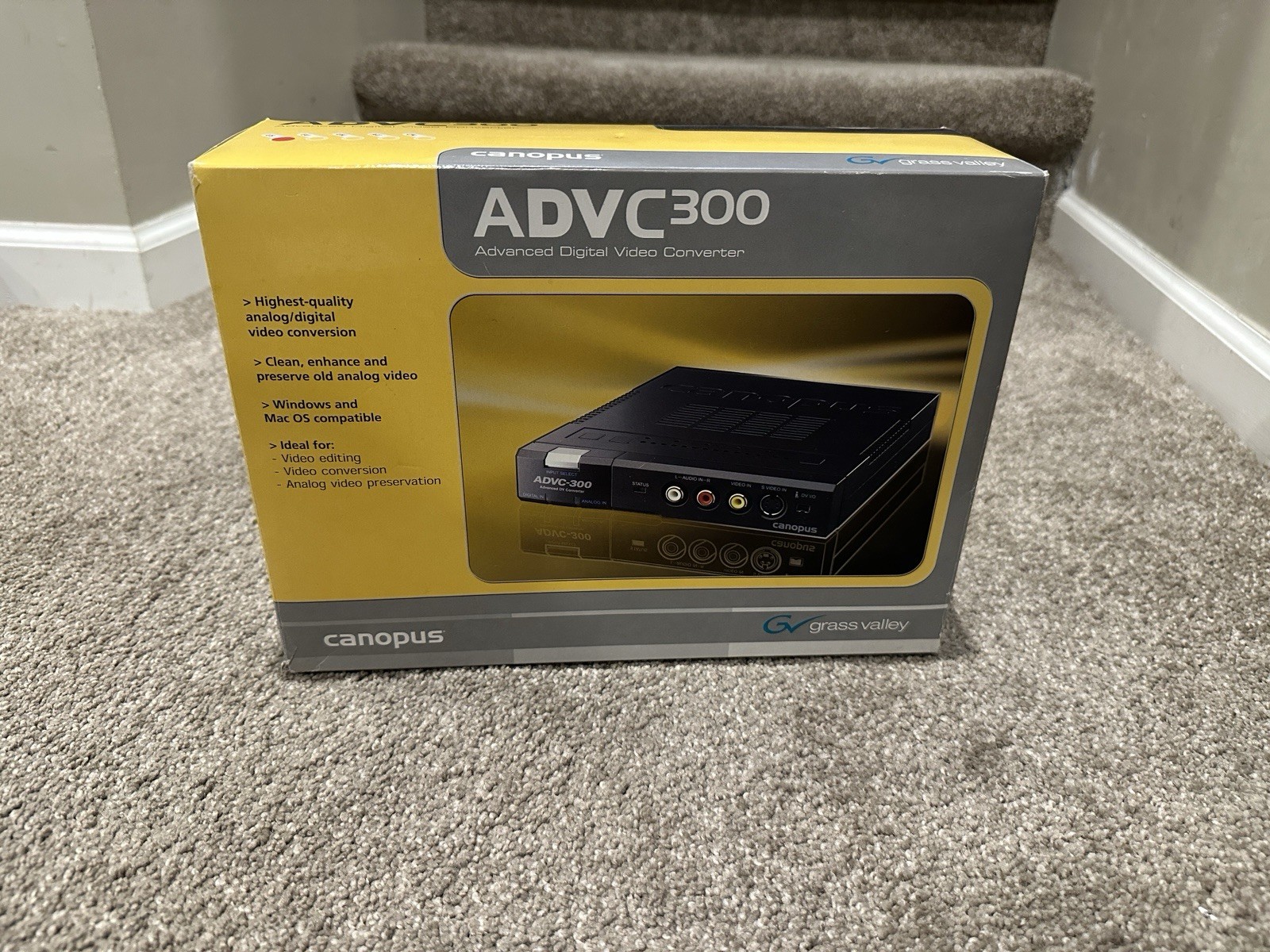Grass Valley Canopus ADVC-300 Analog to Digital Video Converter - Advanced DV