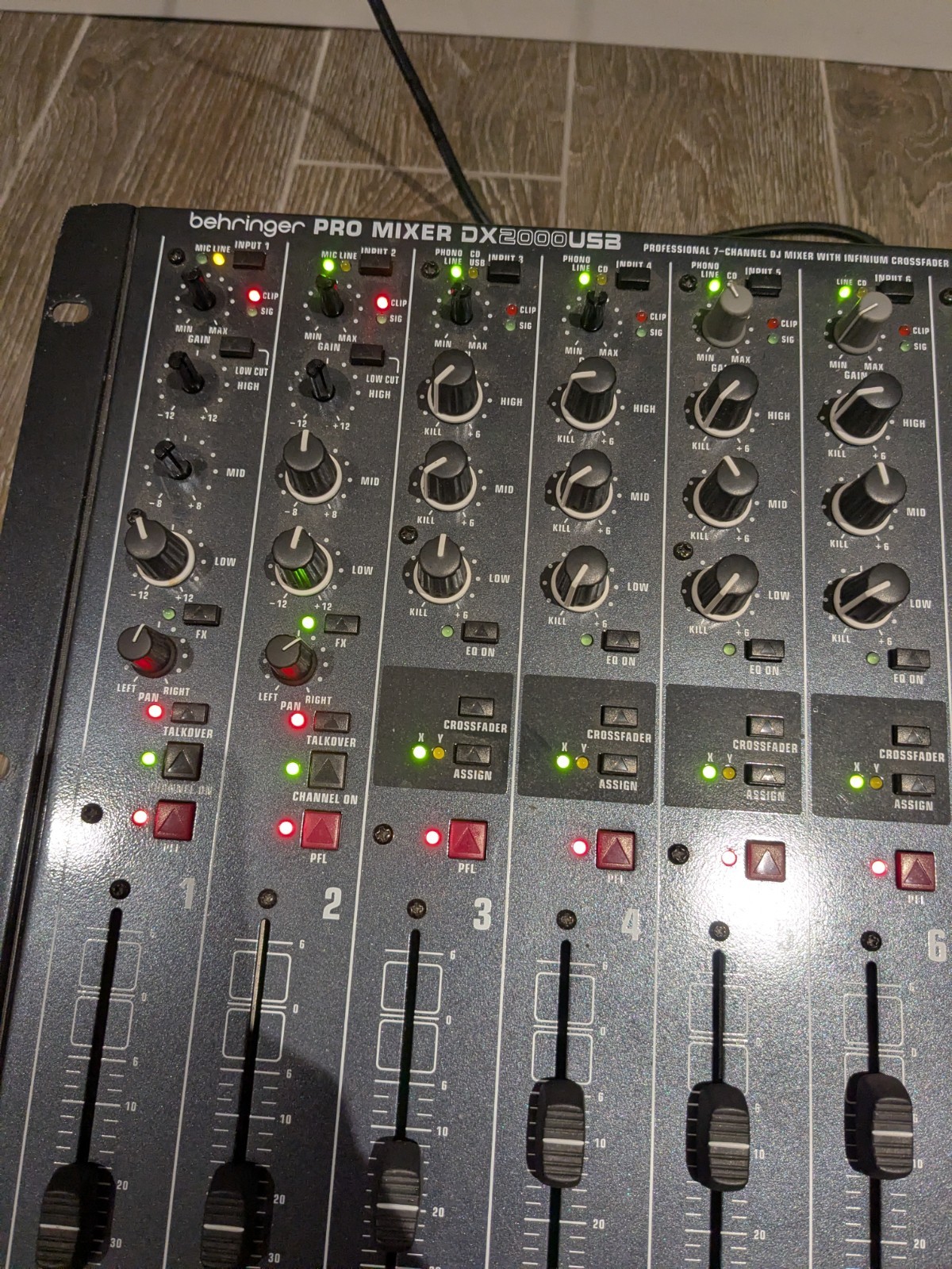 Behringer Pro Mixer DX2000USB 7-channel DJ Mixer Untested As Is 🔥🔥🔥