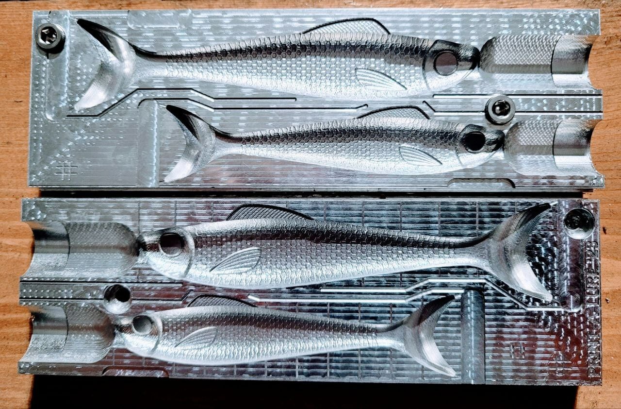 Aluminum fishing soft bait mold - 4" + 4.75" swim bait mold