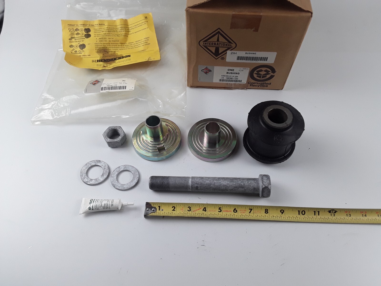 INTERNATIONAL H60961720 BUSHING PIVOT QUIK ALIGNMENT 64632-F 64633-F 070425-001