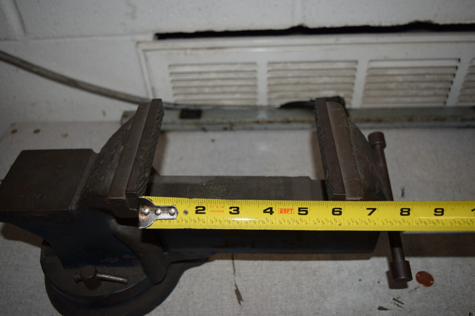 Bench Vise 5" Jaws