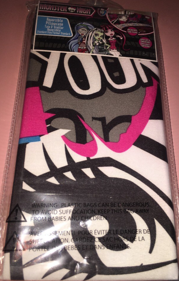 NWT Monster High "Ghoulie Gang" Reversible Standard Pillowcase 20X26 -1 set OF 2